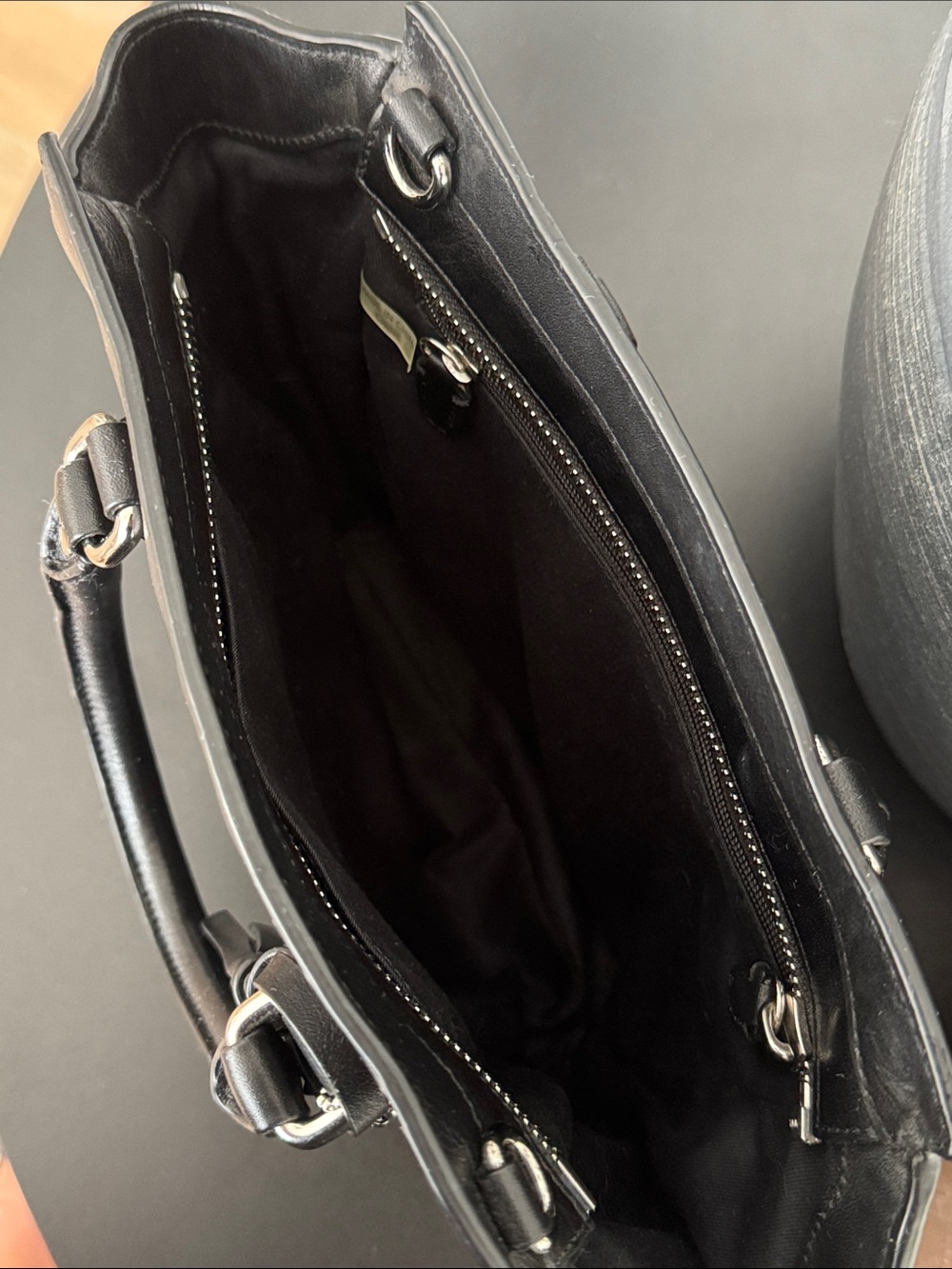 COACH legacy mini tanner Leather Bag - Picture 4 of 6